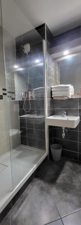 Crystal Hotel Saint Denis Basilique Ngoại thất bức ảnh
