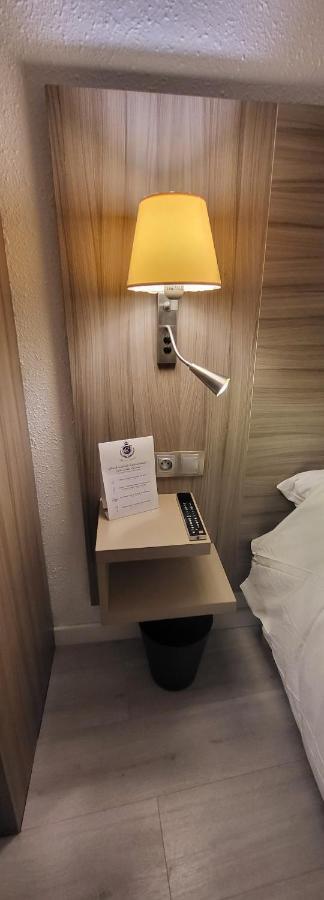 Crystal Hotel Saint Denis Basilique Ngoại thất bức ảnh